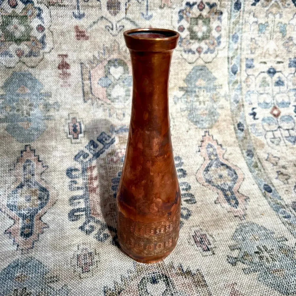 Vintage 60s Solid Copper Bud Vase Etched Band Mid Century Rustic Decor 8" - Picture 3 of 7